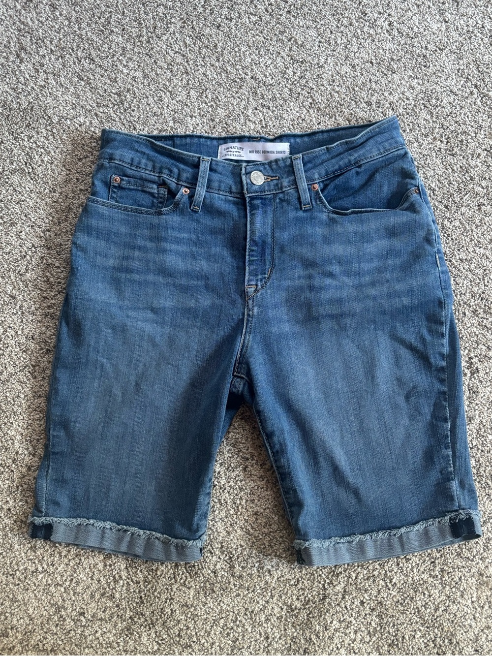 Women's Levi Bermuda Shorts